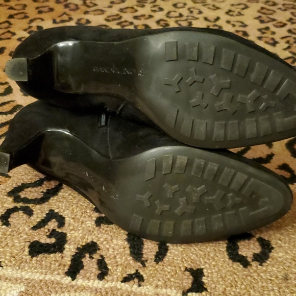 Bandolino Black Suede Booties - Picture 3 of 3